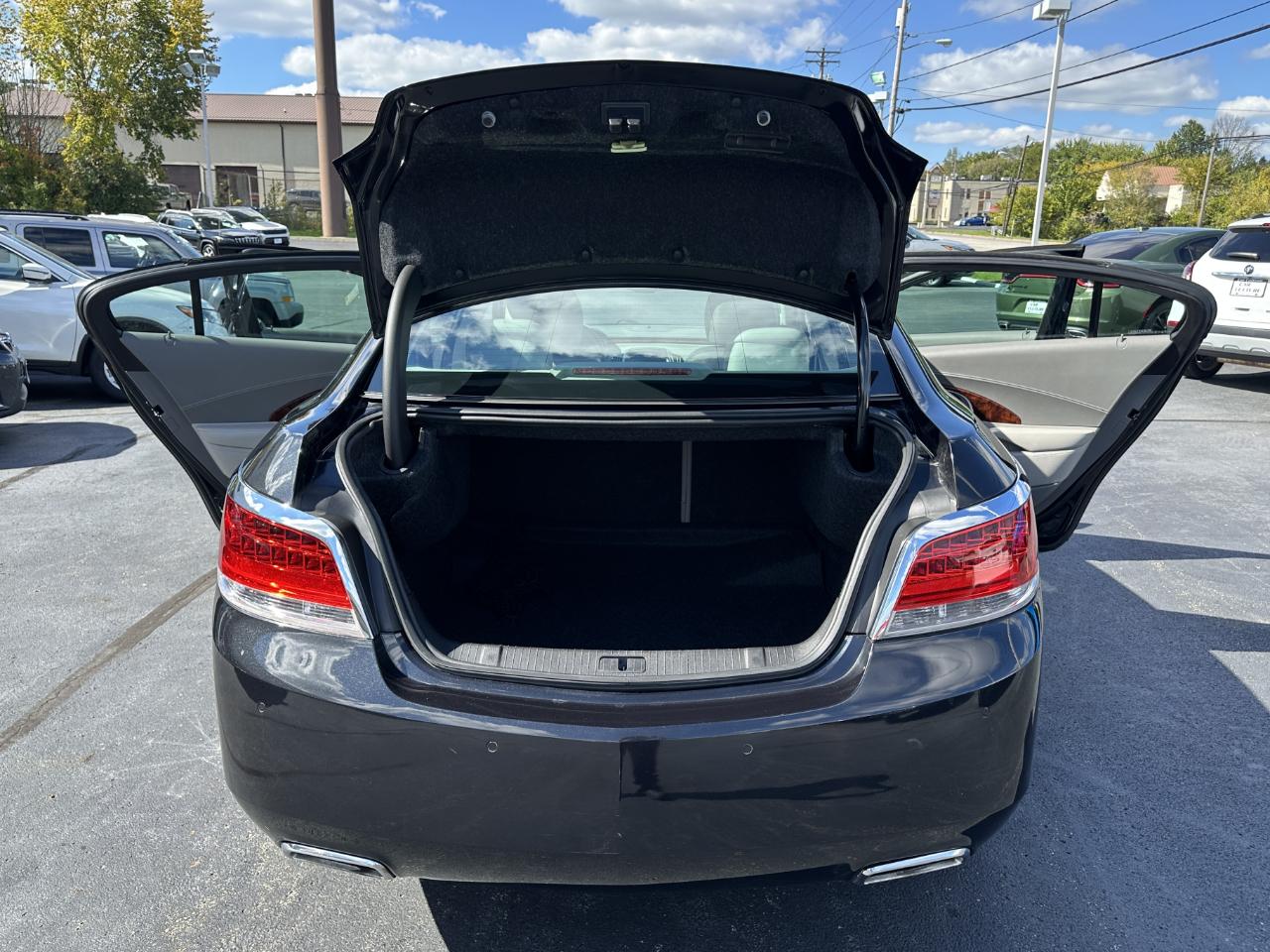 Buick LaCrosse 4D Sedan 2012