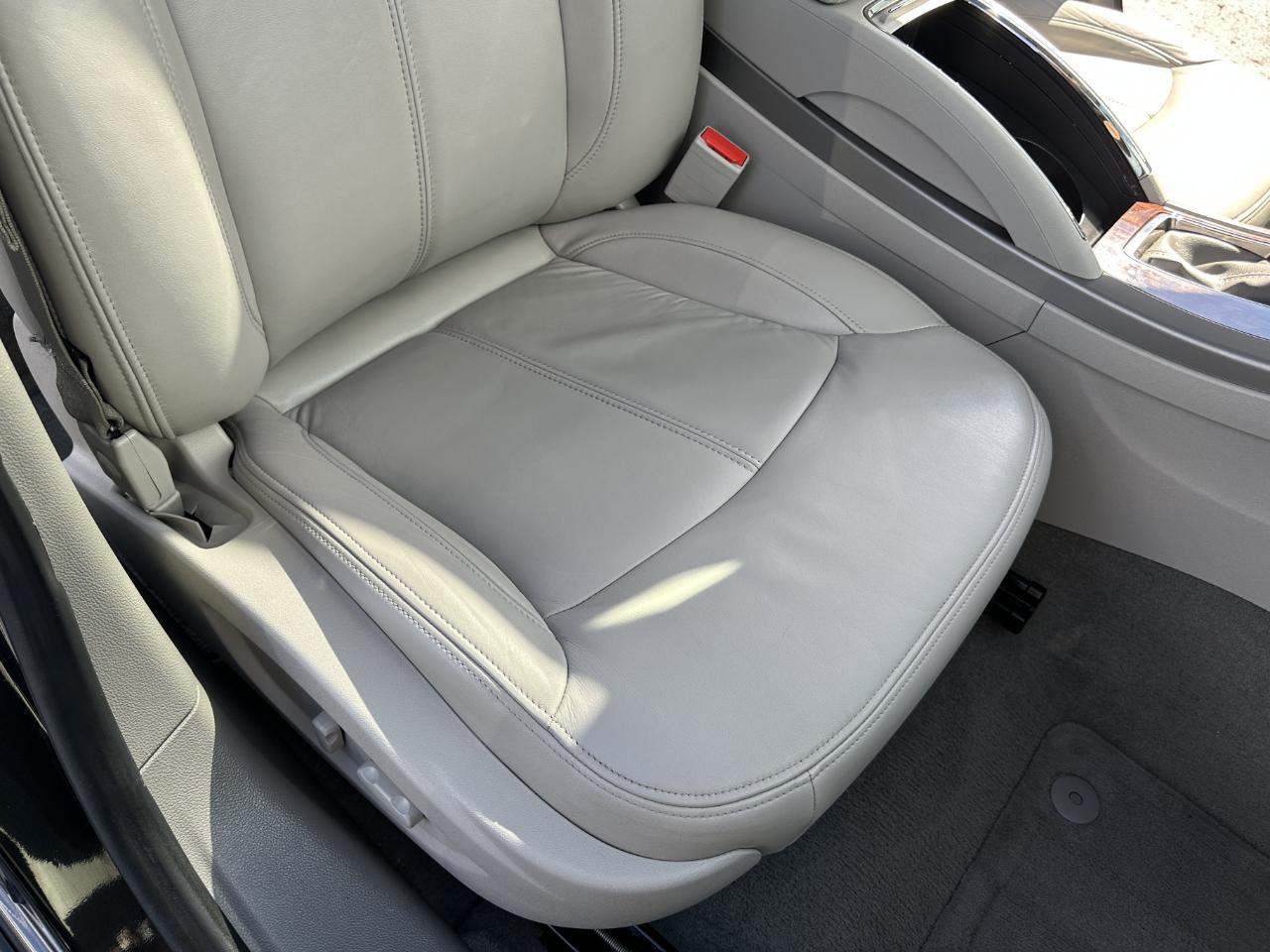 Buick LaCrosse 4D Sedan 2012