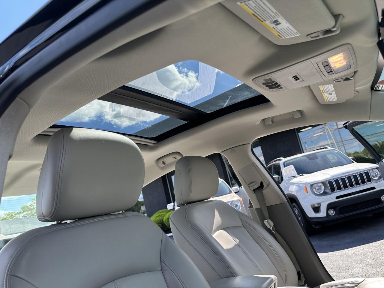 Buick LaCrosse 4D Sedan 2012