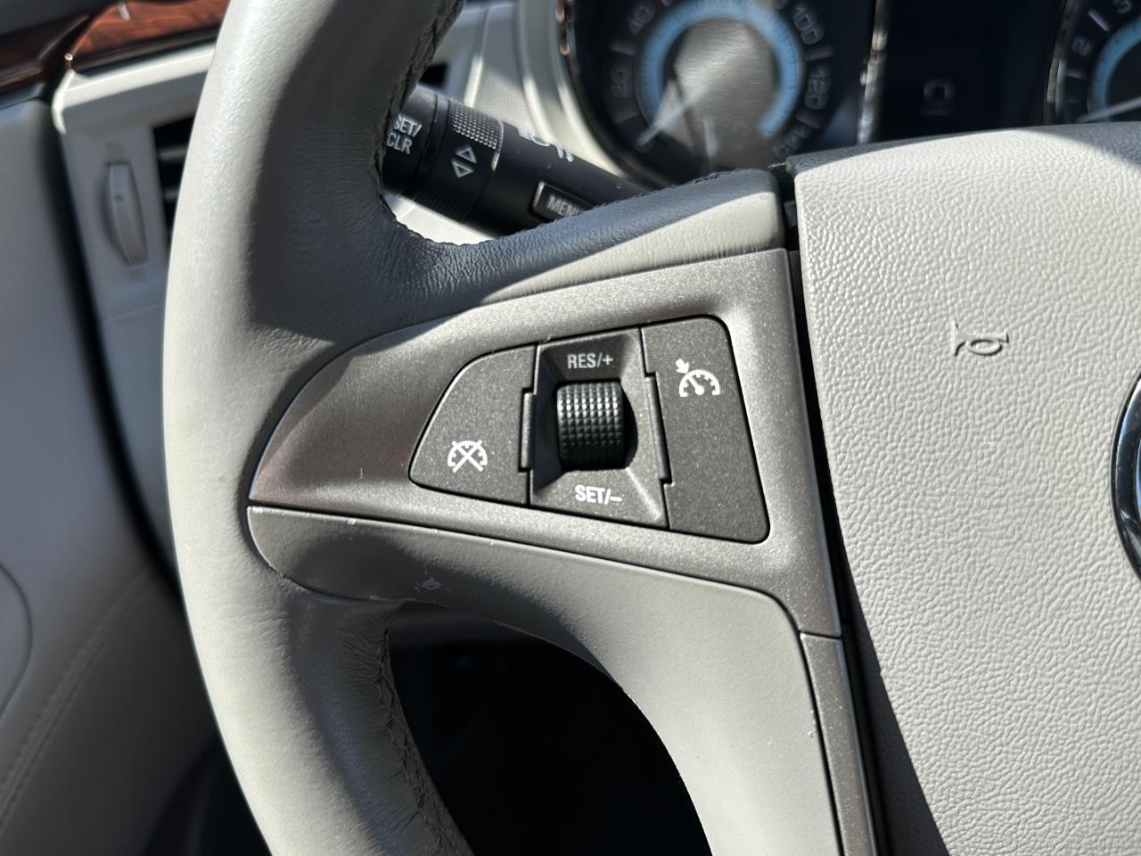Buick LaCrosse 4D Sedan 2012