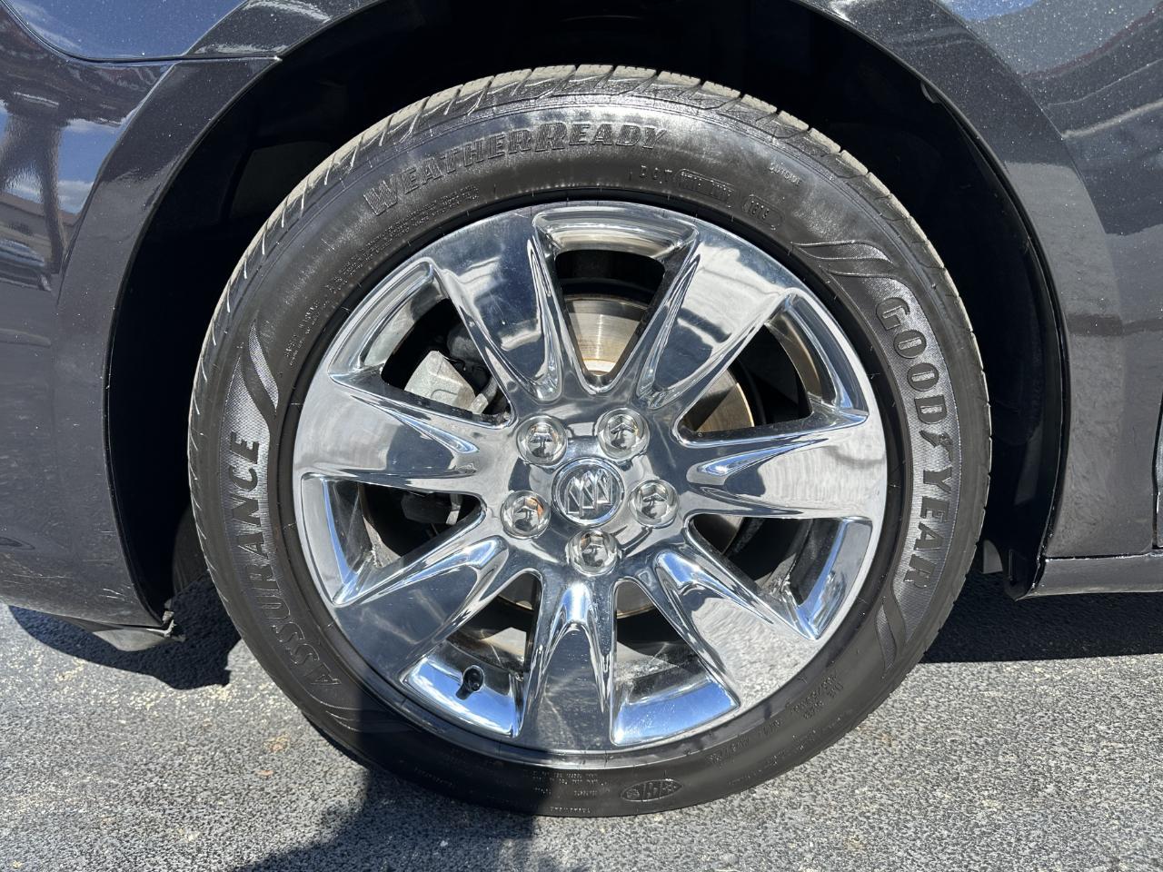 Buick LaCrosse 4D Sedan 2012