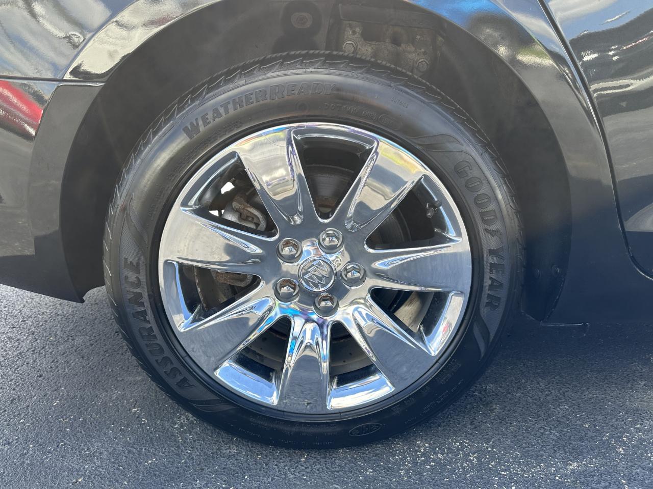 Buick LaCrosse 4D Sedan 2012