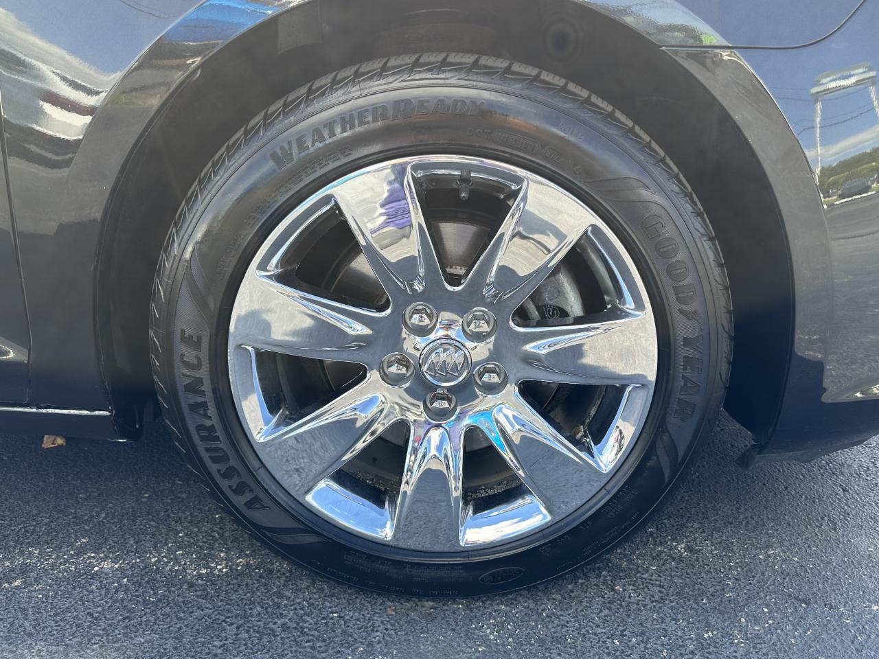 Buick LaCrosse 4D Sedan 2012