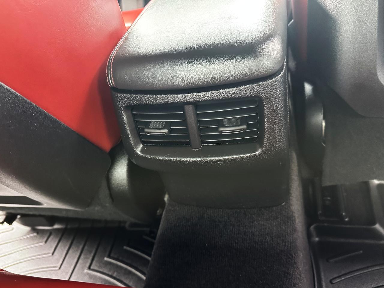 Dodge Challenger GT 2D Coupe AWD 2017