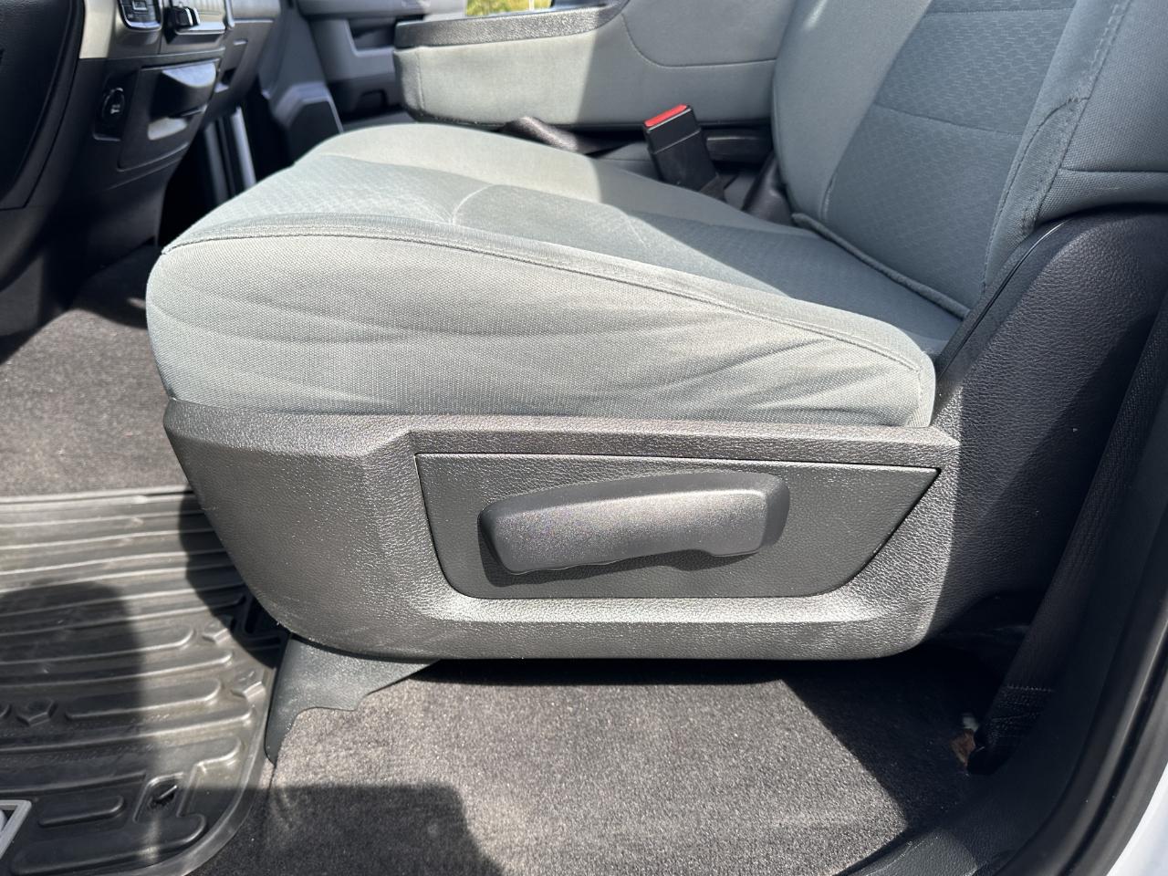 RAM 1500 SLT Crew Cab 4WD 2018