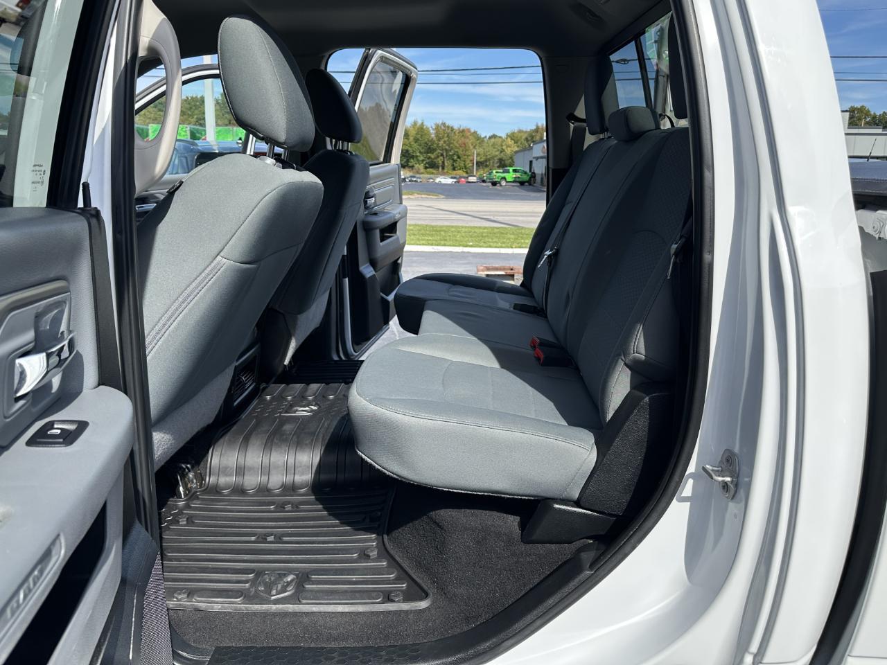 RAM 1500 SLT Crew Cab 4WD 2018