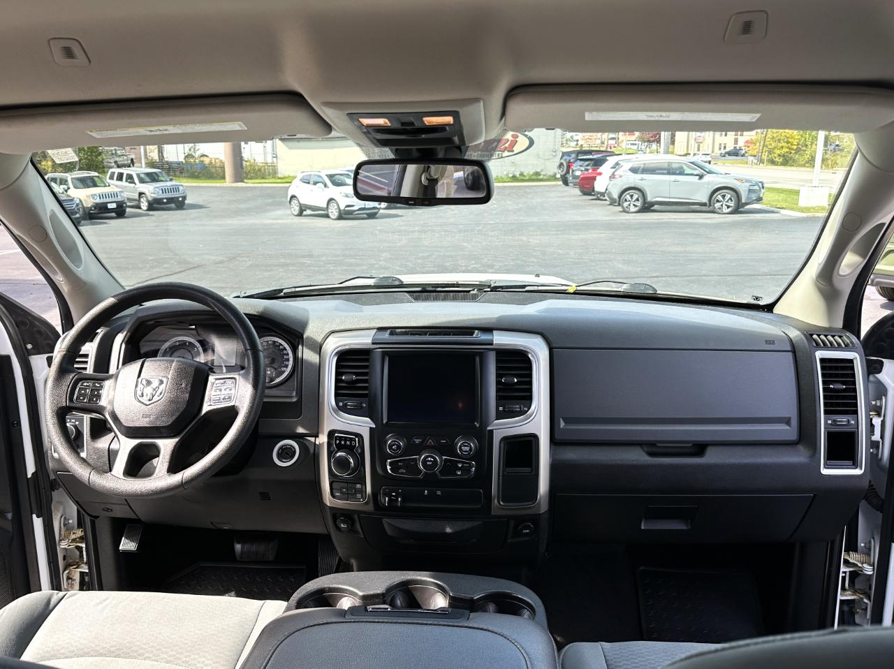 RAM 1500 SLT Crew Cab 4WD 2018