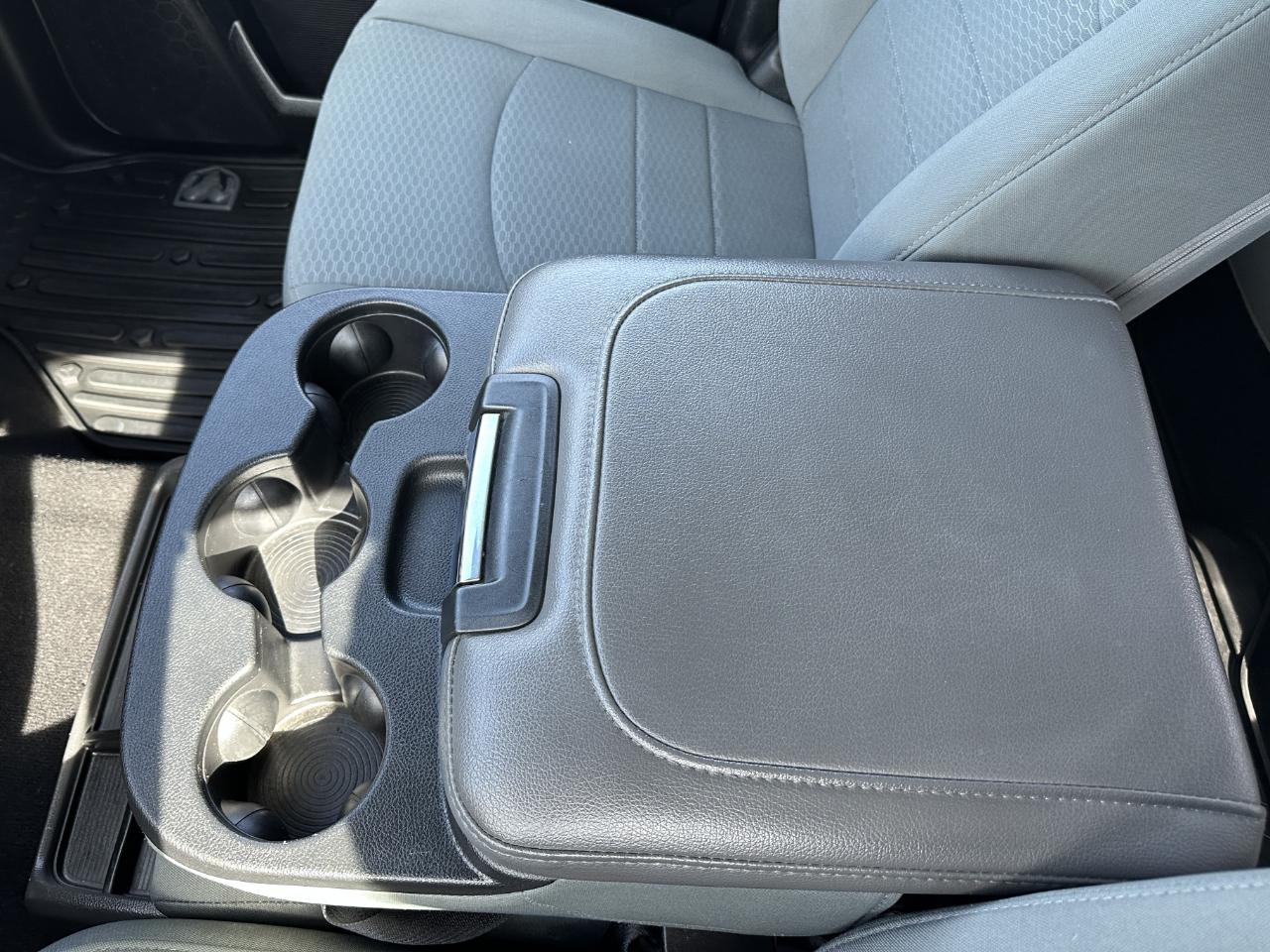 RAM 1500 SLT Crew Cab 4WD 2018