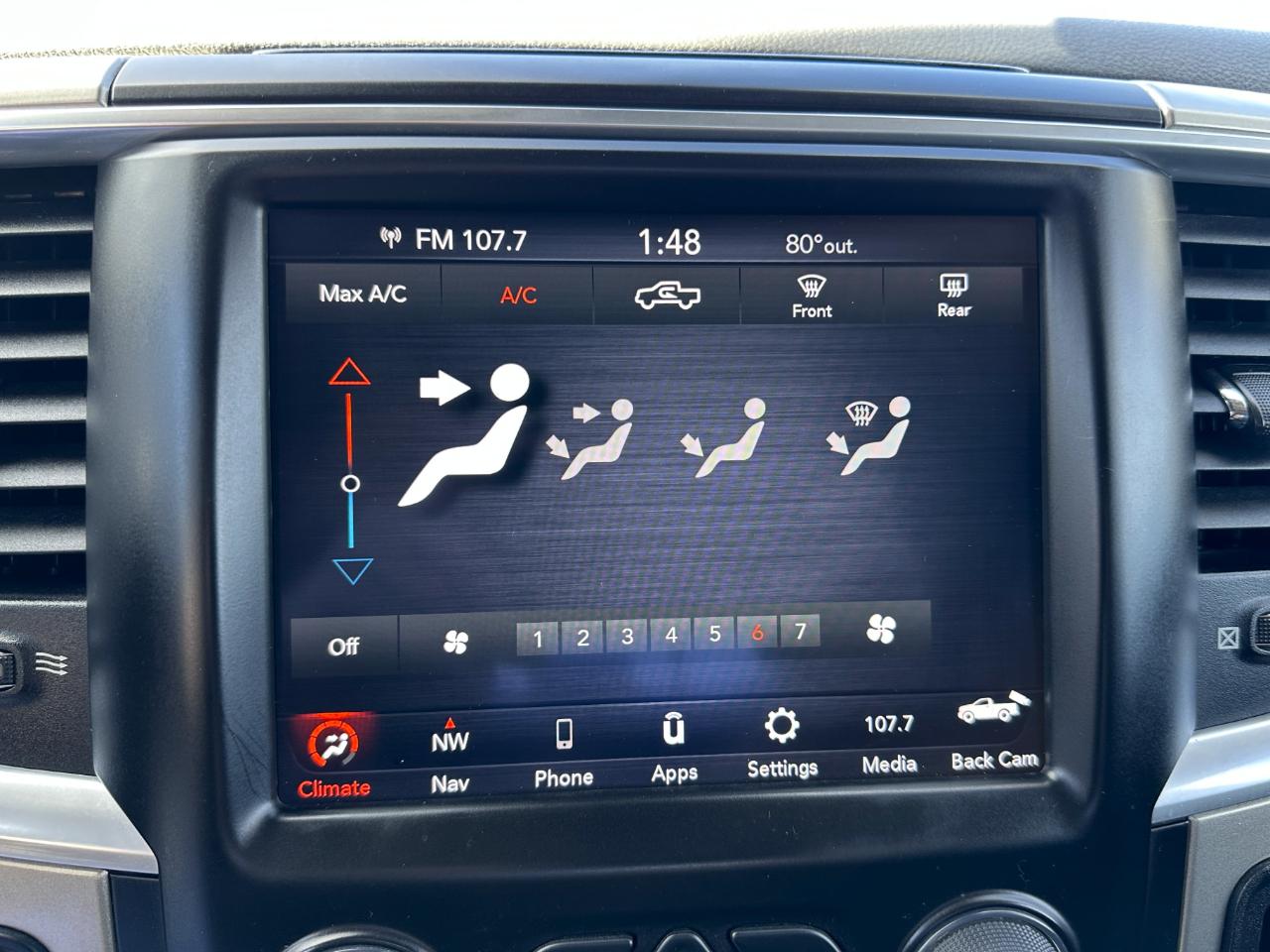 RAM 1500 SLT Crew Cab 4WD 2018
