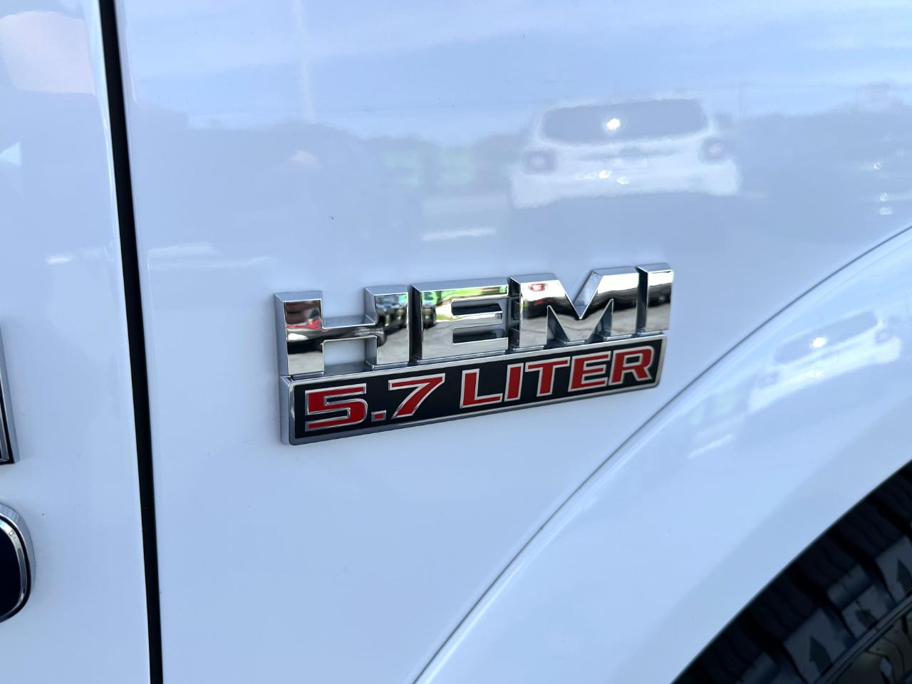 RAM 1500 SLT Crew Cab 4WD 2018