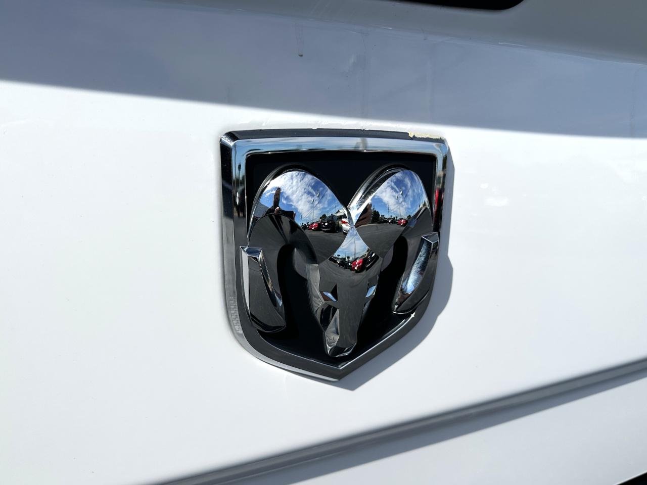 RAM 1500 SLT Crew Cab 4WD 2018