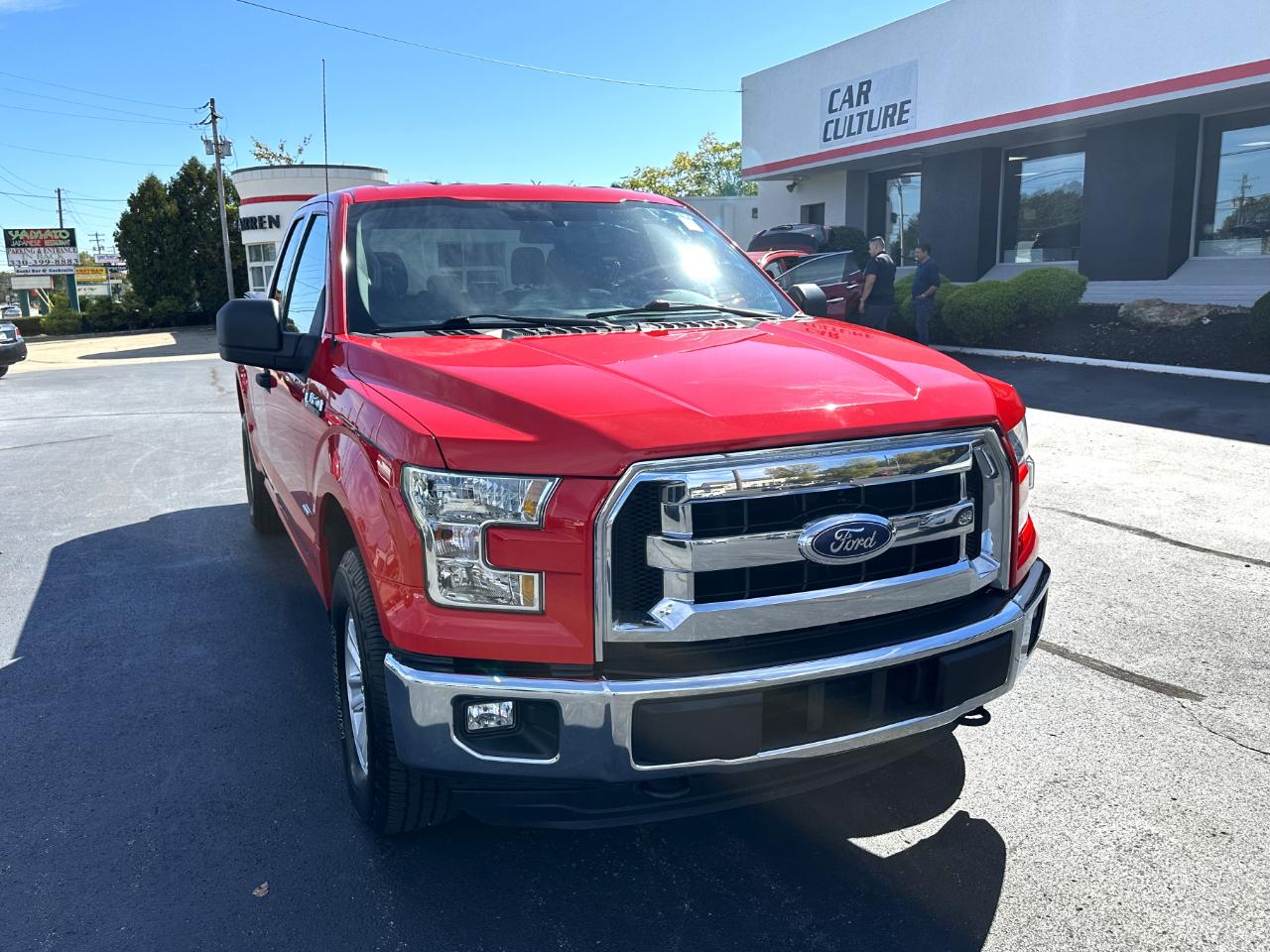Ford F-150 4WD SuperCab 145" XLT 2016