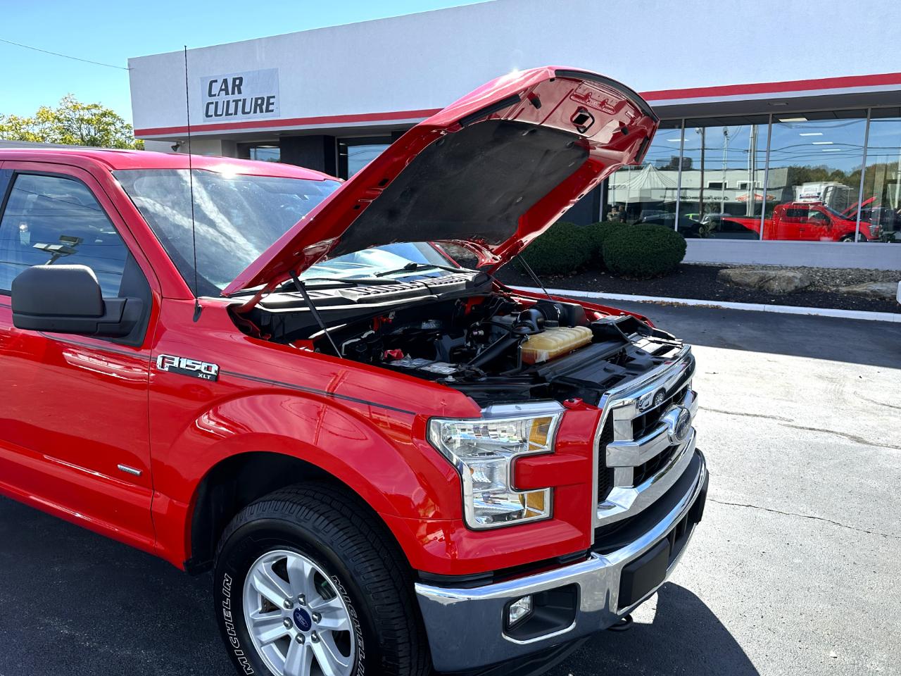 Ford F-150 4WD SuperCab 145" XLT 2016