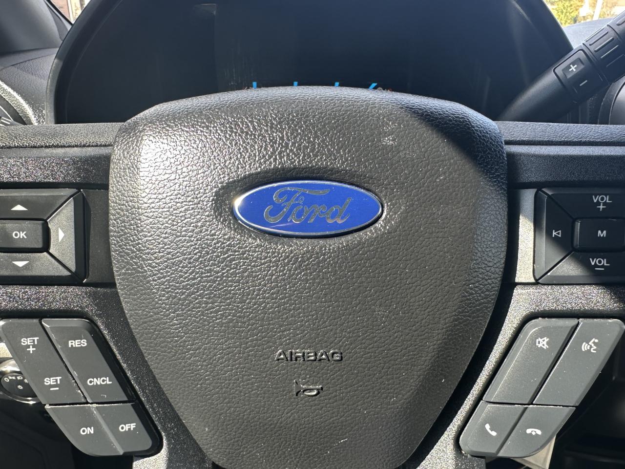 Ford F-150 4WD SuperCab 145" XLT 2016