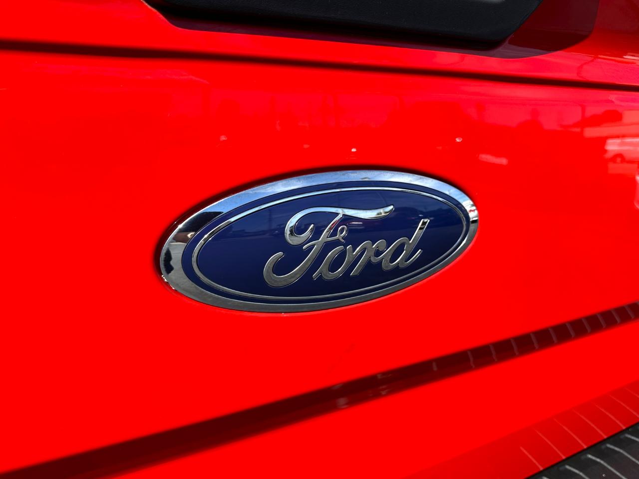 Ford F-150 4WD SuperCab 145" XLT 2016