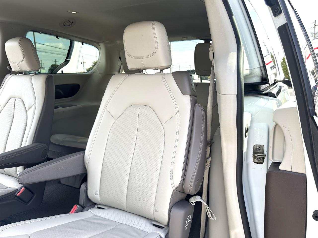 Chrysler Pacifica Touring L Plus 2019