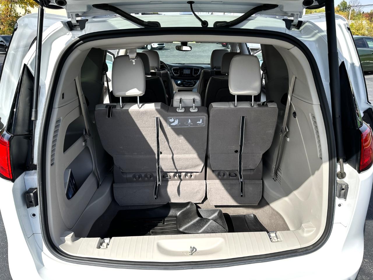 Chrysler Pacifica Touring L Plus 2019