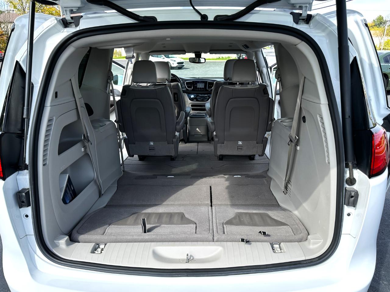 Chrysler Pacifica Touring L Plus 2019