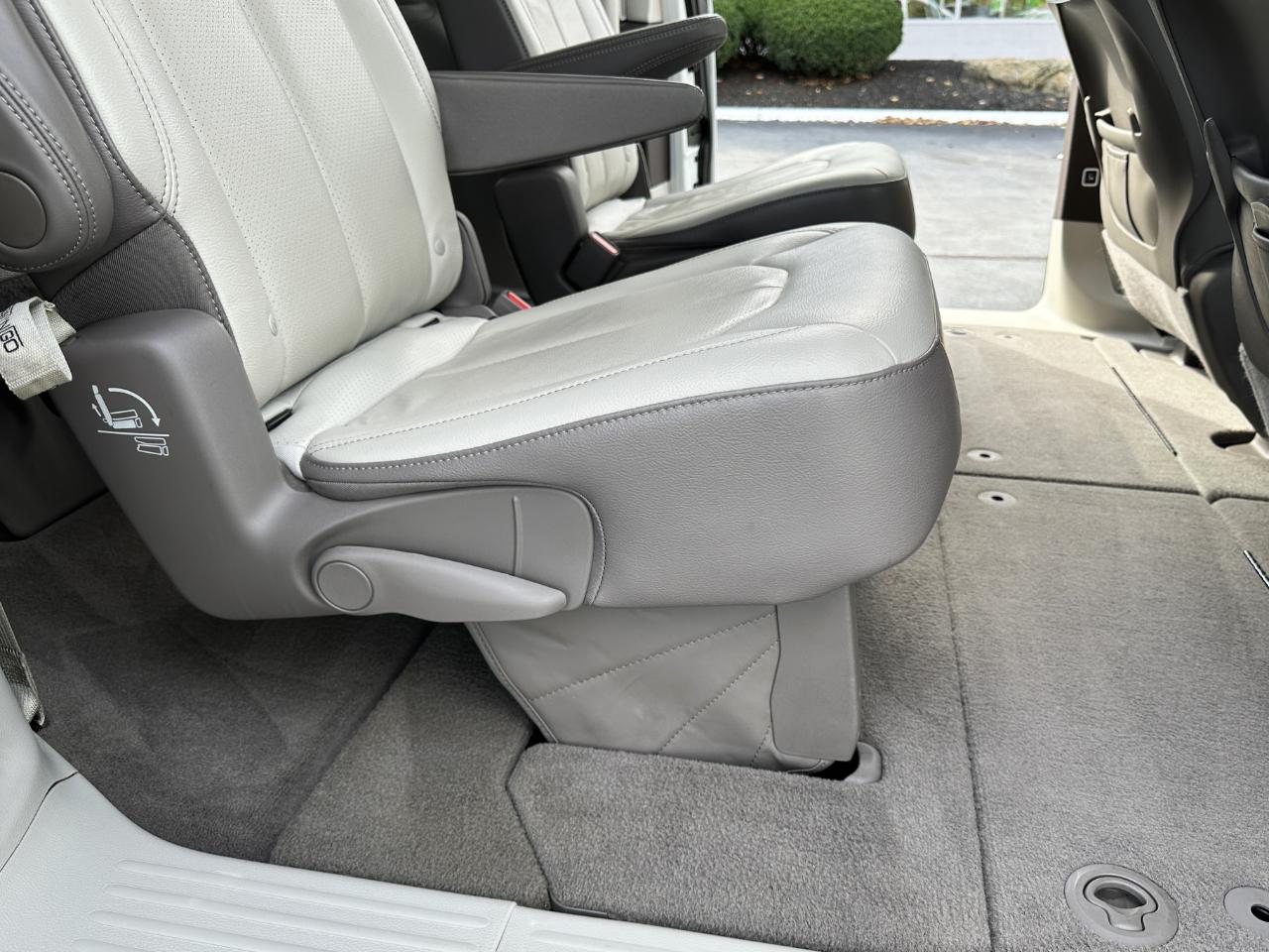 Chrysler Pacifica Touring L Plus 2019