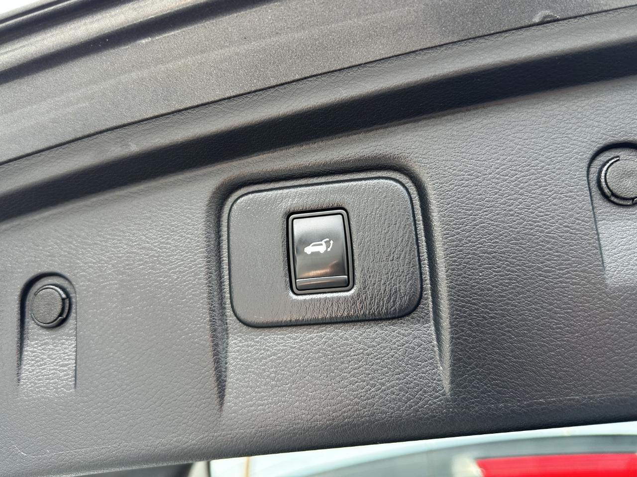 Nissan Murano Platinum AWD 2015