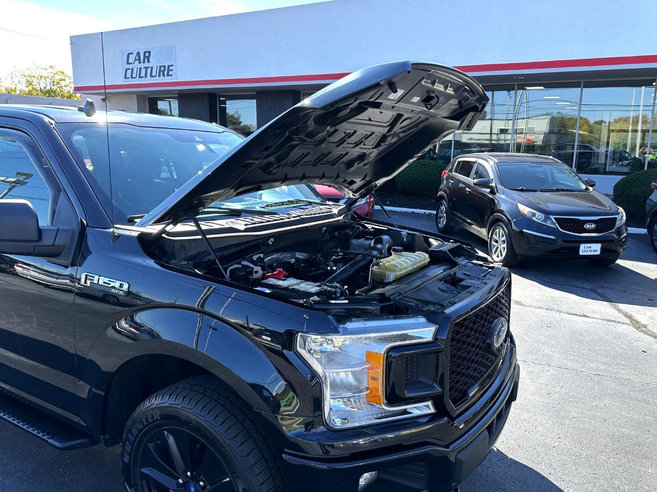 Ford F-150 4WD SuperCrew 145" STX 2020