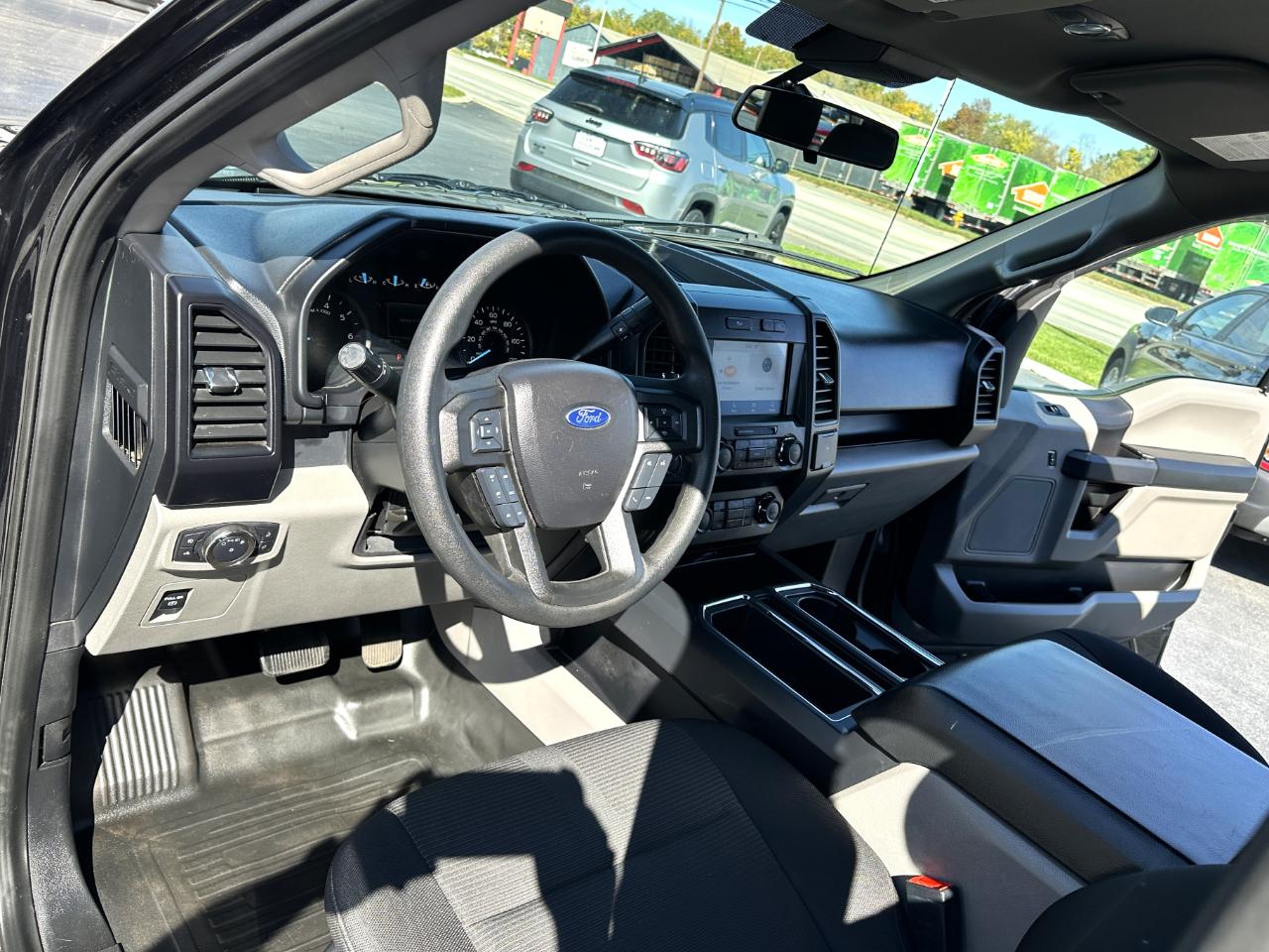 Ford F-150 4WD SuperCrew 145" STX 2020