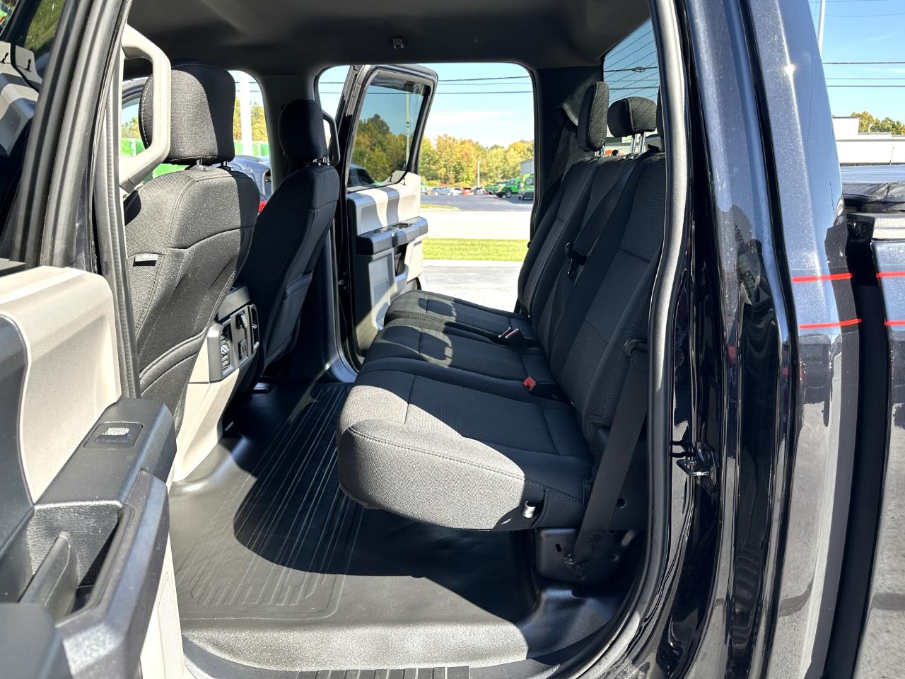 Ford F-150 4WD SuperCrew 145" STX 2020