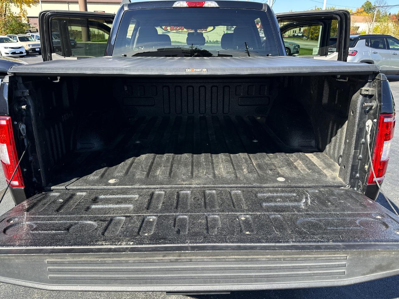 Ford F-150 4WD SuperCrew 145" STX 2020