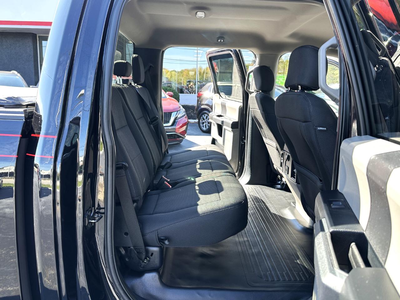 Ford F-150 4WD SuperCrew 145" STX 2020