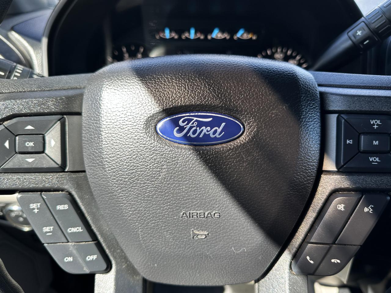 Ford F-150 4WD SuperCrew 145" STX 2020