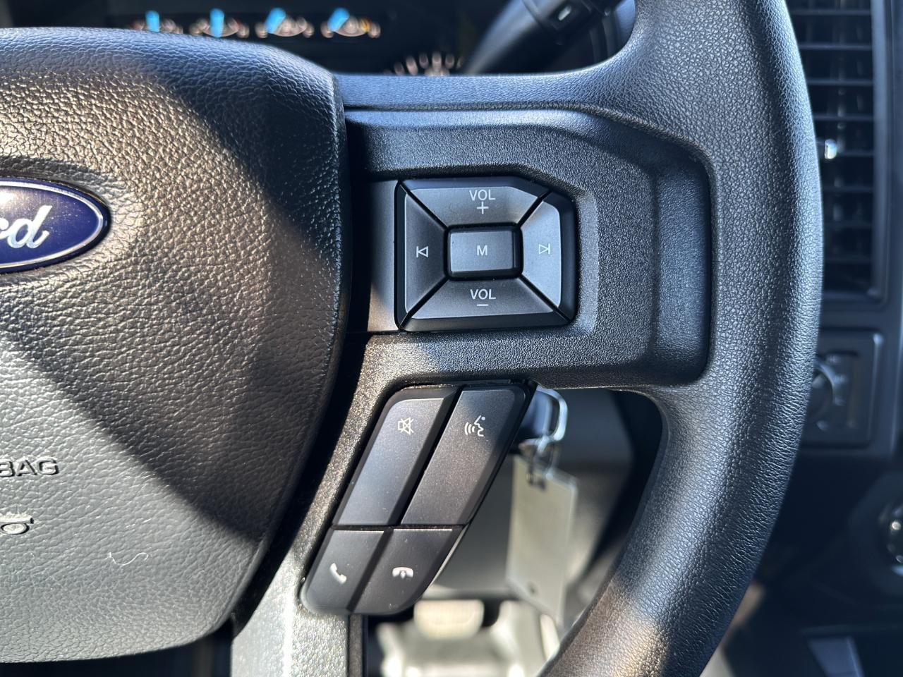 Ford F-150 4WD SuperCrew 145" STX 2020