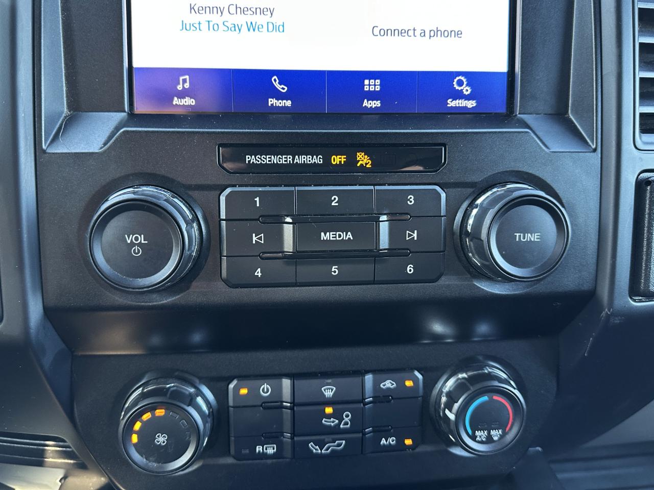 Ford F-150 4WD SuperCrew 145" STX 2020