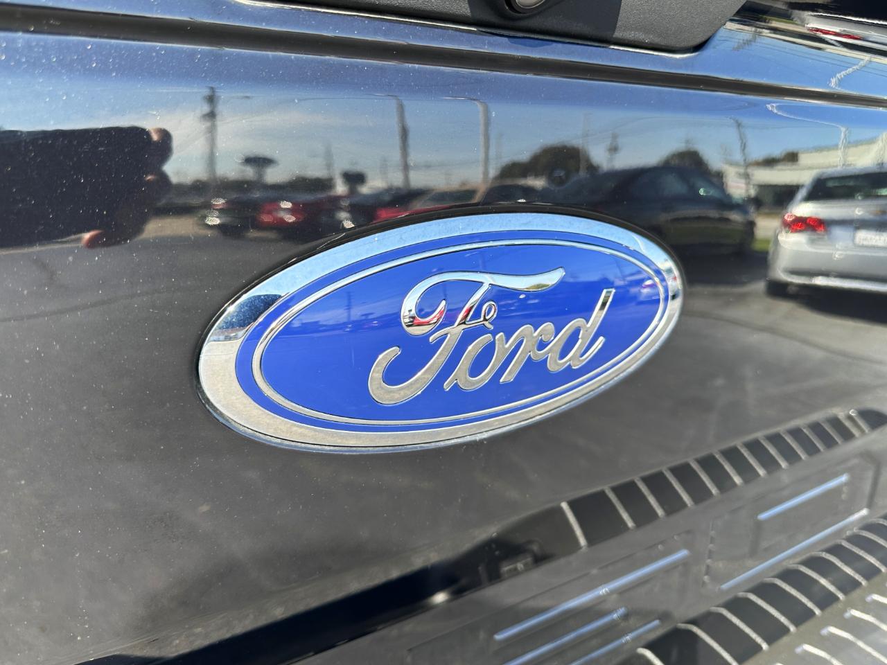 Ford F-150 4WD SuperCrew 145" STX 2020