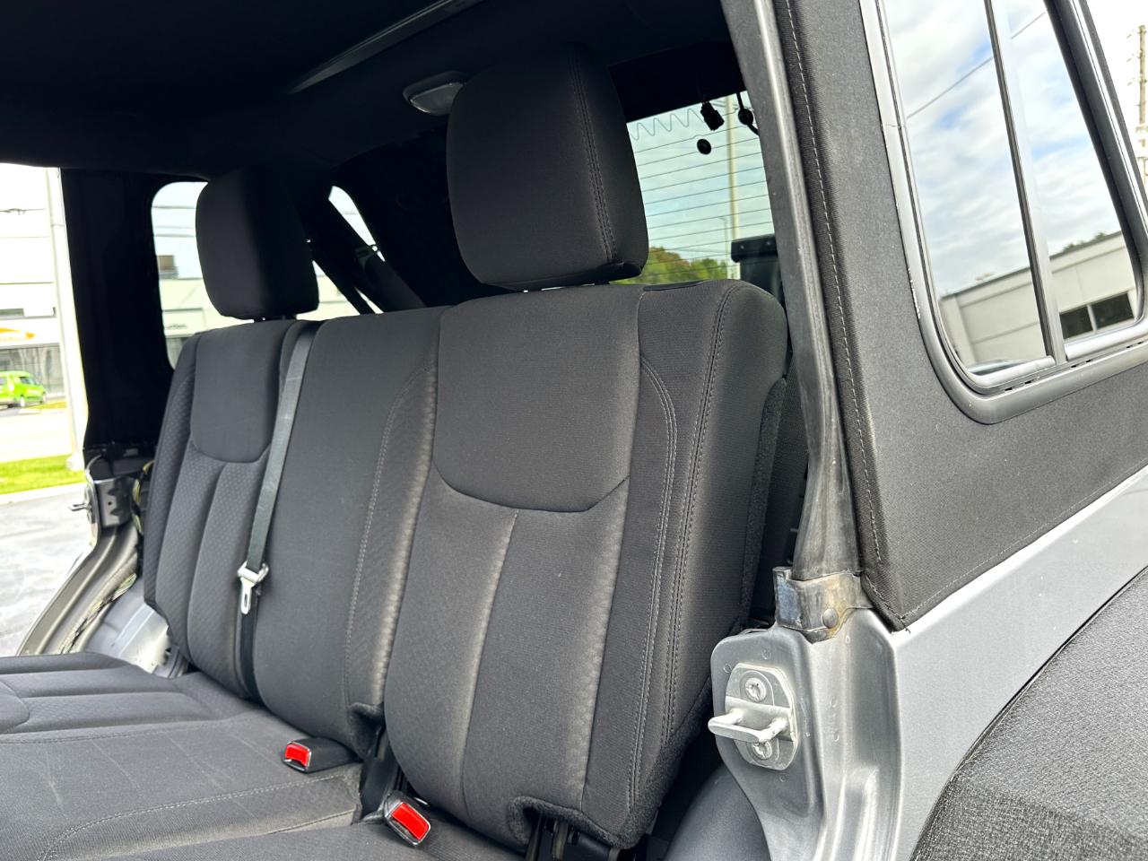 Jeep Wrangler Unlimited Sport S 4x4 2016