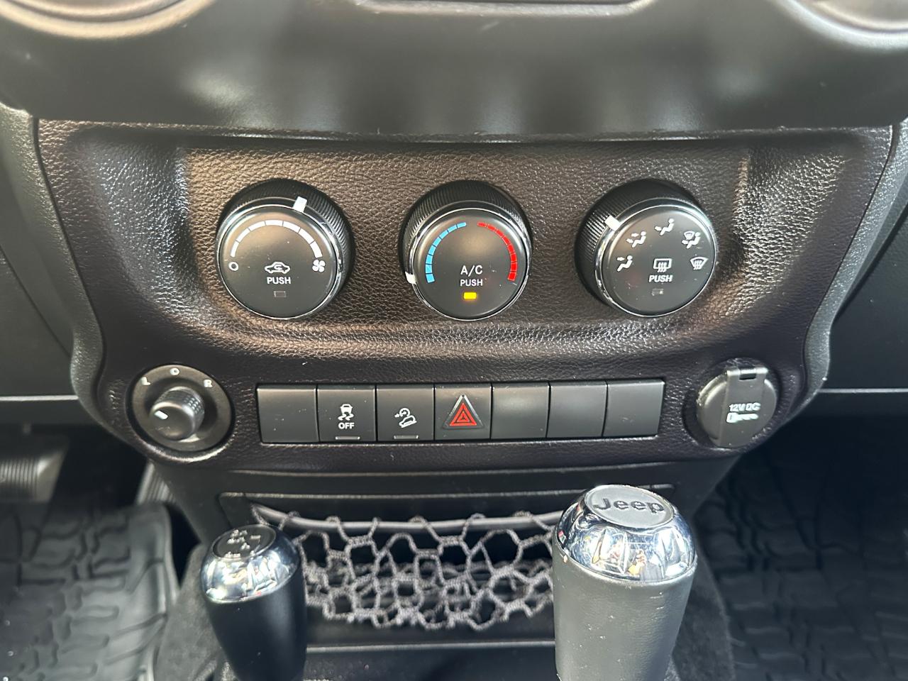 Jeep Wrangler Unlimited Sport S 4x4 2016