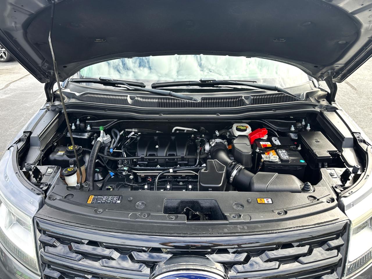 Ford Explorer XLT 4WD 2018