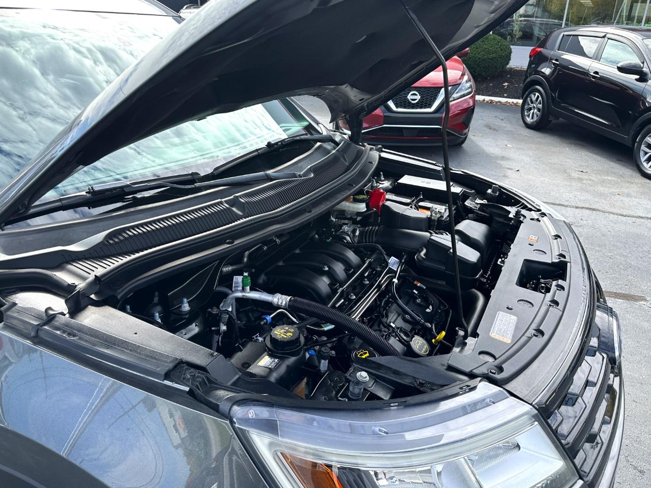 Ford Explorer XLT 4WD 2018