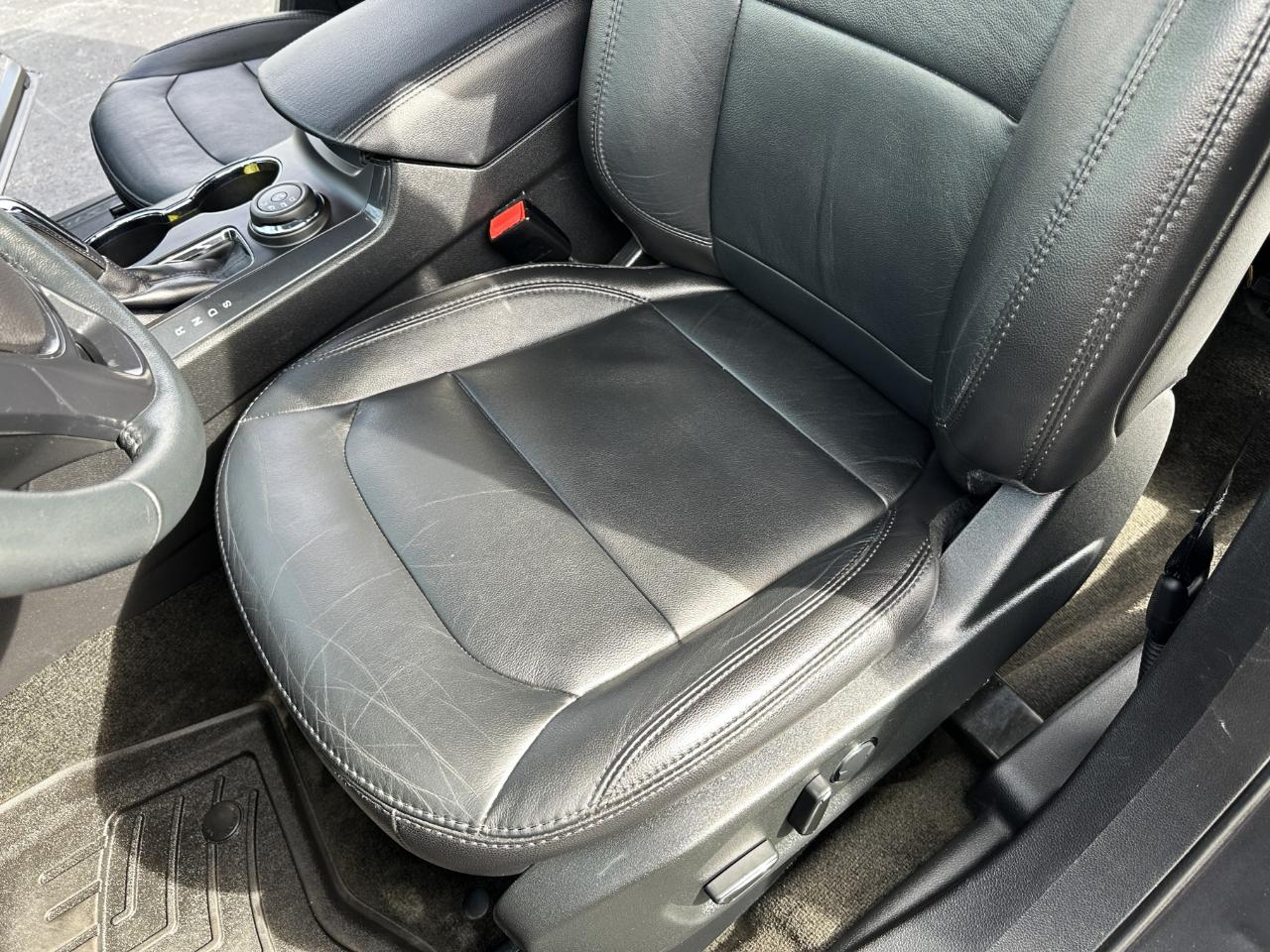 Ford Explorer XLT 4WD 2018