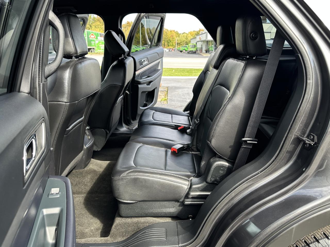 Ford Explorer XLT 4WD 2018