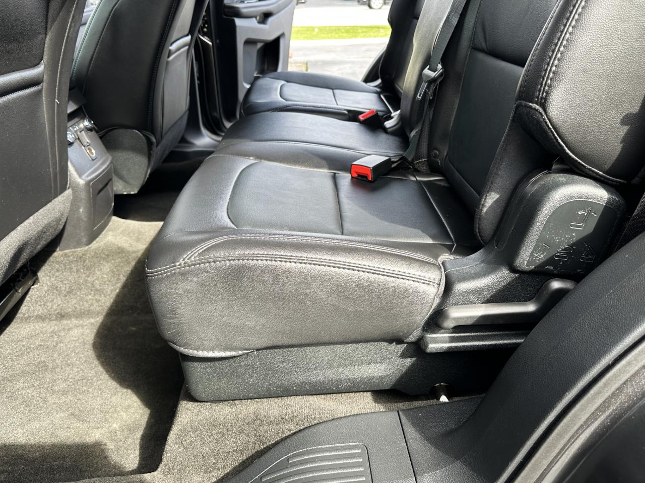 Ford Explorer XLT 4WD 2018