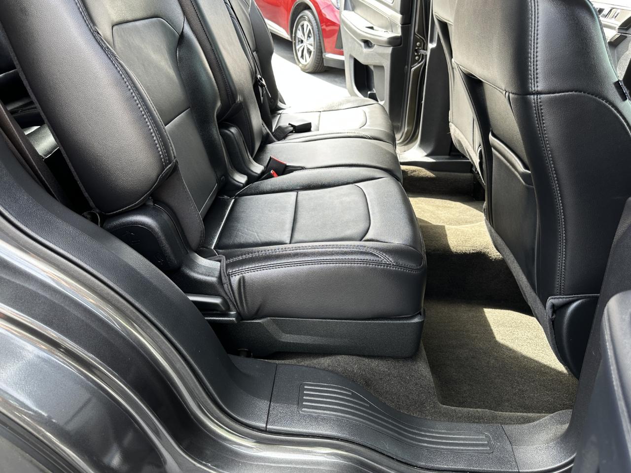 Ford Explorer XLT 4WD 2018