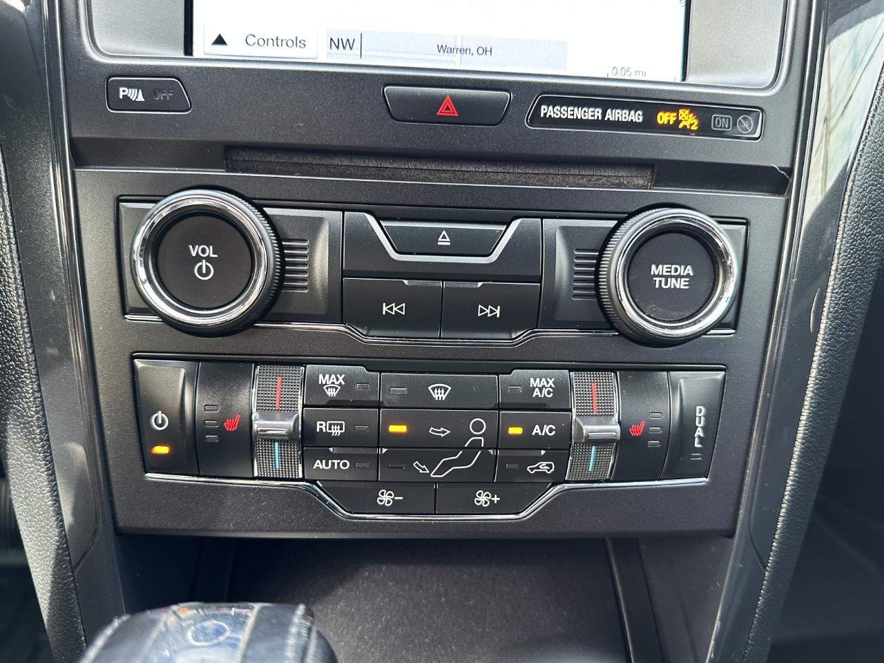 Ford Explorer XLT 4WD 2018