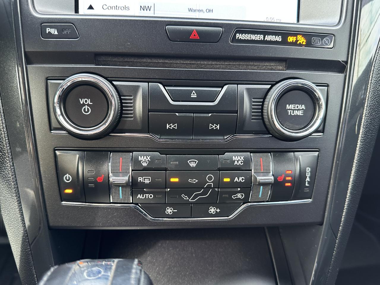 Ford Explorer XLT 4WD 2018