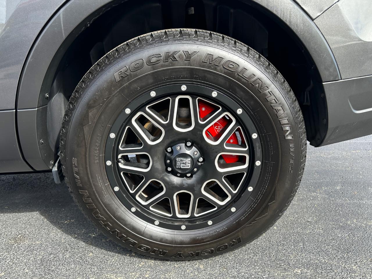 Ford Explorer XLT 4WD 2018