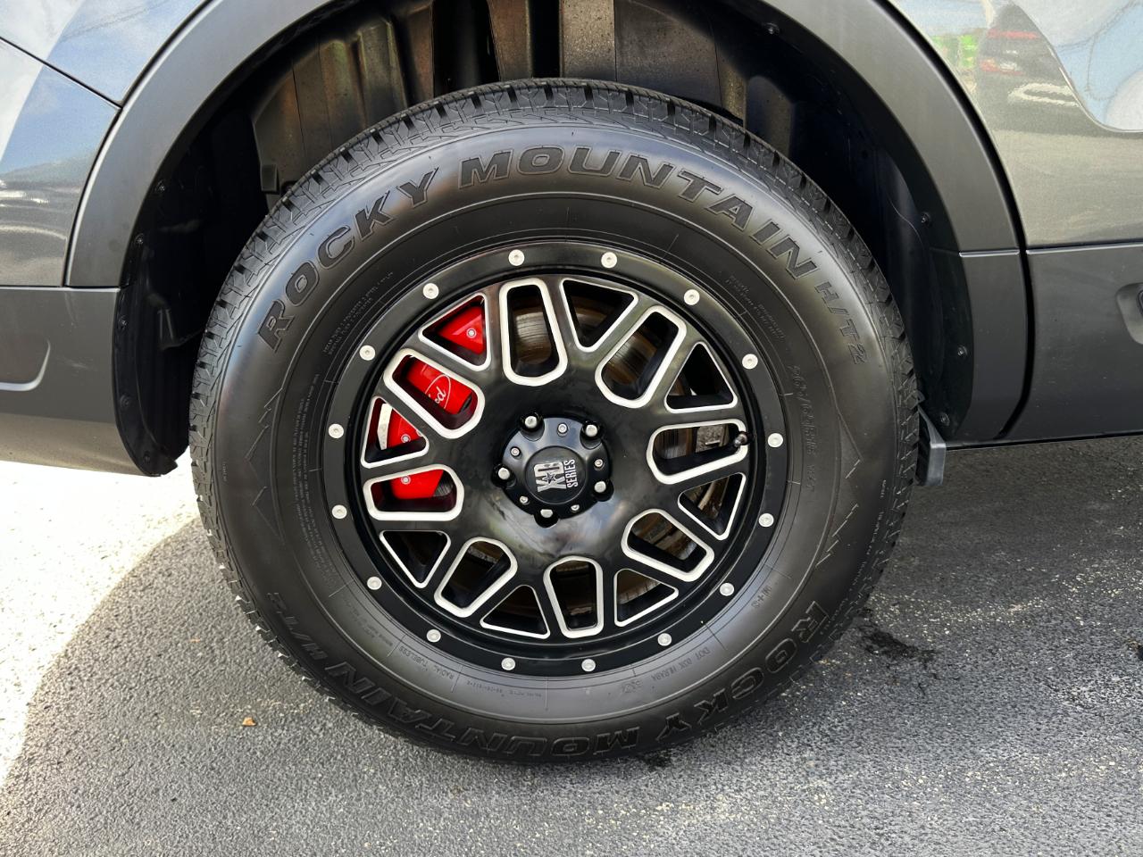 Ford Explorer XLT 4WD 2018