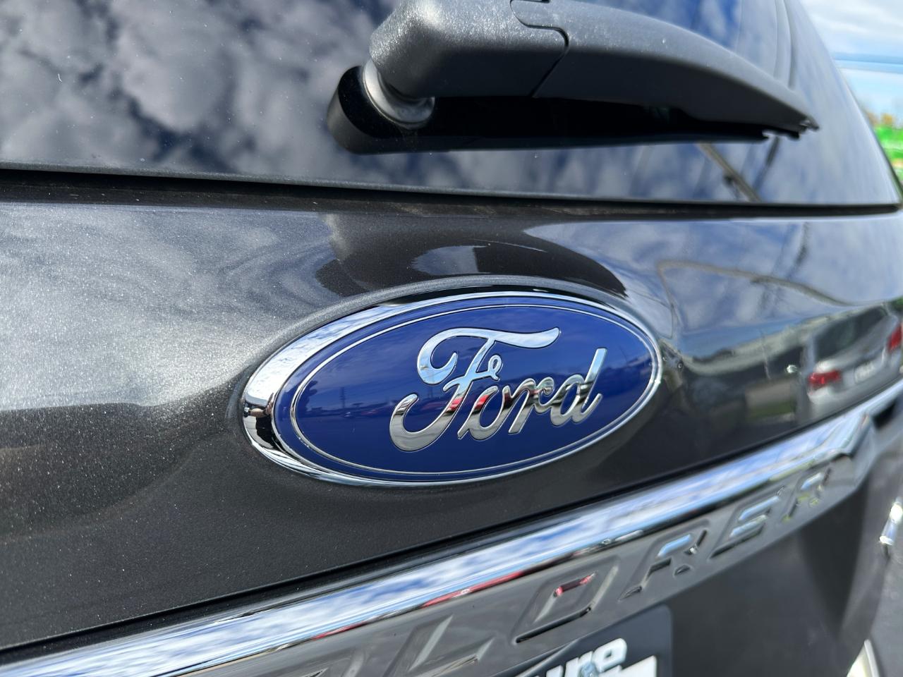 Ford Explorer XLT 4WD 2018