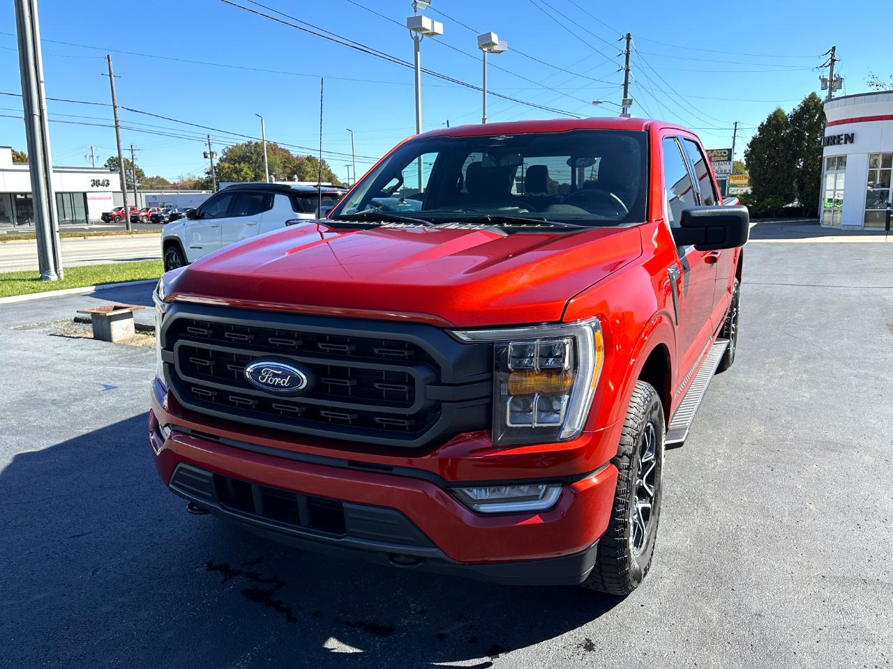 Ford F-150 4WD SuperCrew 145" XLT 2023