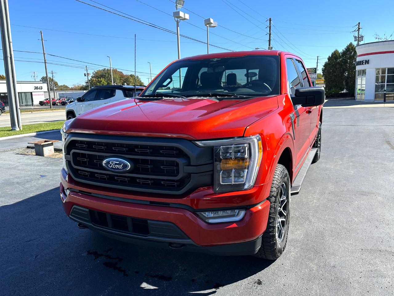 Ford F-150 4WD SuperCrew 145" XLT 2023