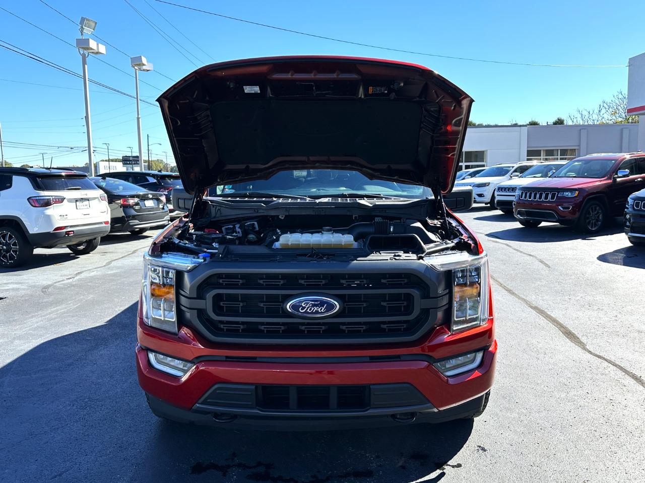 Ford F-150 4WD SuperCrew 145" XLT 2023