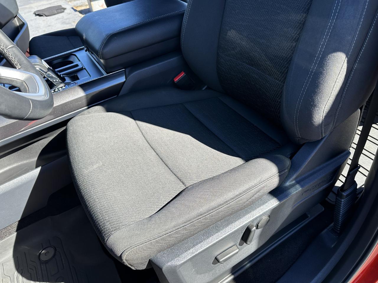 Ford F-150 4WD SuperCrew 145" XLT 2023